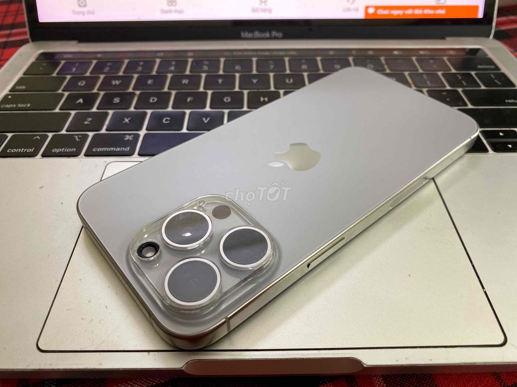 iPhone 15 Pro Max 256GB Titan, Bản Quốc Tế Mỹ. Mua bán Điện thoại tại Quận 7 Tp Hồ Chí Minh được đăng bởi Nhungle hình 6