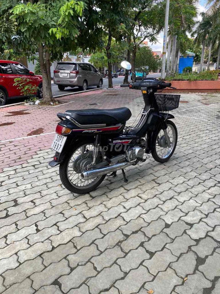 Honda Dream astra bstp,xe đẹp ,máy chạy êm ru. Mua bán Xe máy tại Quận 8 Tp Hồ Chí Minh được đăng bởi Bảo Anh hình 7