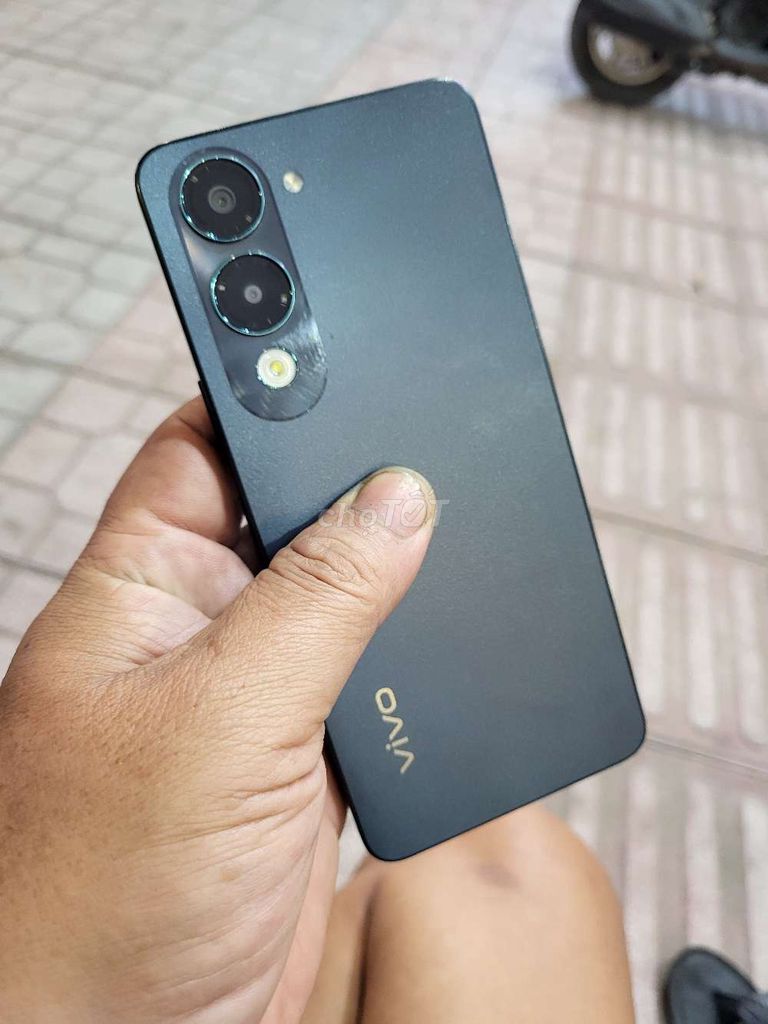 Vivo Y04 4+4/64 máy zin đẹp keng. Mua bán Điện thoại tại Quận Gò Vấp Tp Hồ Chí Minh được đăng bởi Pham Van Hung hình 1