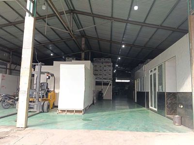 Cho thuê kho 1200m.Đường xe container. mặt tiền đường lê văn khương