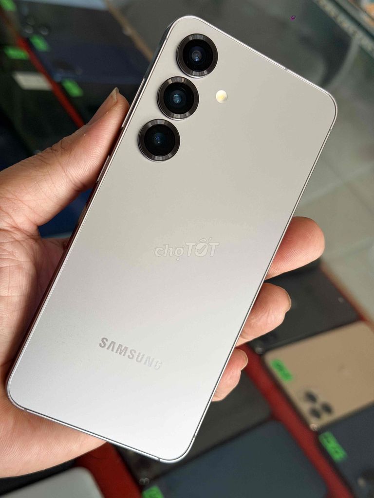 Samsung Galaxy S25 256GB  Titan. Mua bán Điện thoại tại Thành phố Mỹ Tho Tiền Giang được đăng bởi Sanh Phone hình 1