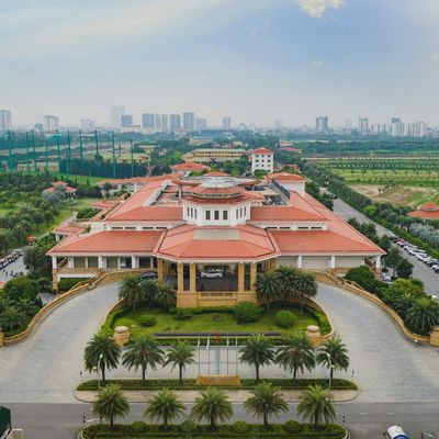 [Sân Golf] - Nhân viên kho rửa thu nhập 10 triệu