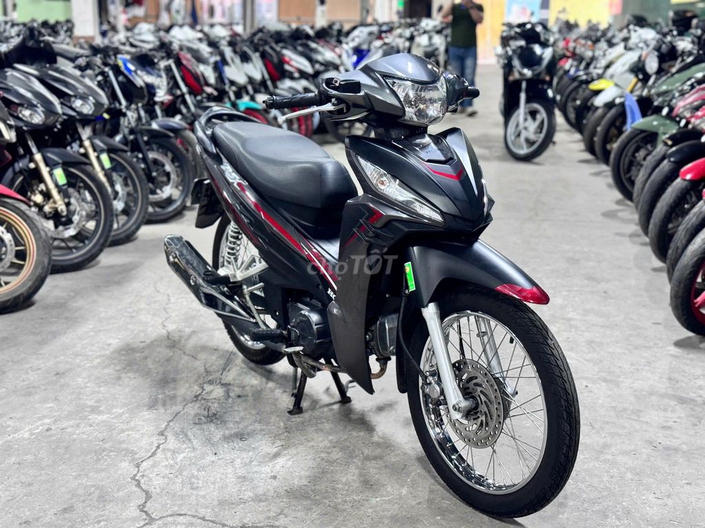 Honda Wave RSX 110 FI 2021 — первый взнос 5 млн