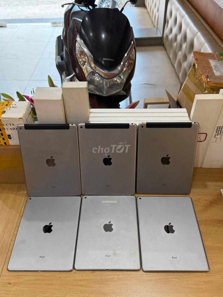 Apple iPad Air 2 Wifi 16GB Xám Đã sử dụng. Mua bán Máy tính bảng tại Quận Gò Vấp Tp Hồ Chí Minh được đăng bởi Nguyễn Thị Thu Hiền hình 1