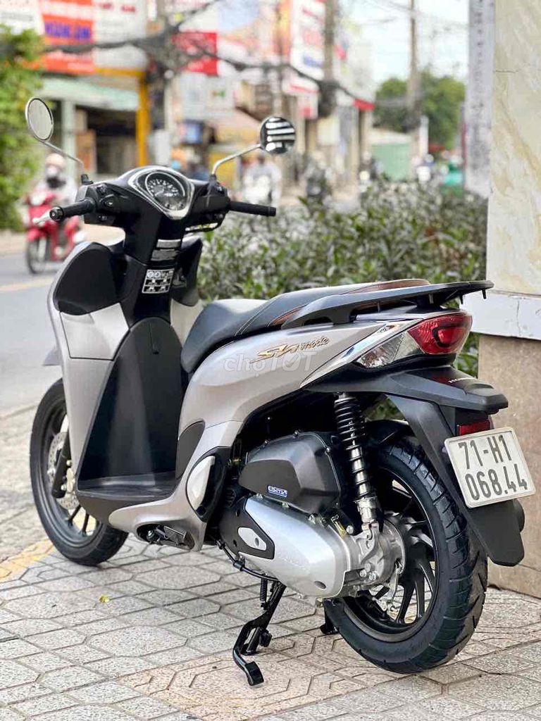 Honda SH Mode ABS Smartkey Xám đen 9chủ sang tên. Mua bán Xe máy tại Quận 12 Tp Hồ Chí Minh được đăng bởi CHXM Phương Nam Chuyên Bán Xe Trả Góp Bao Nợ Xấu hình 4