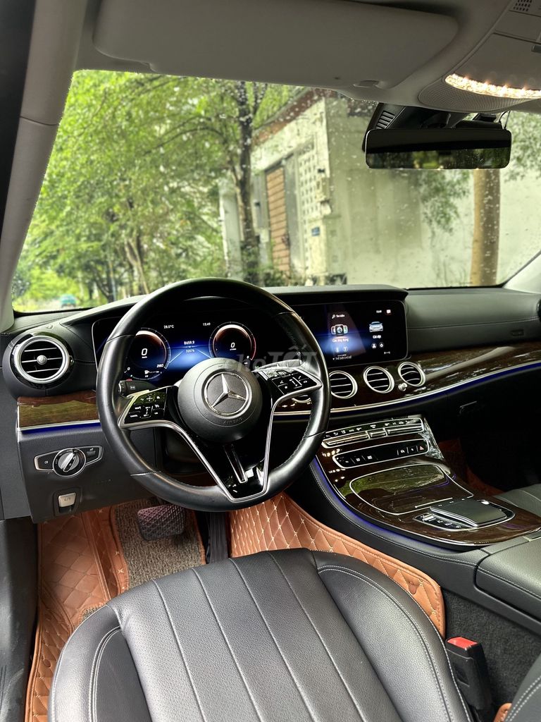 Merc E200 Exclusive 2022 bản đủ option V1 LƯỚT. Mua bán Ô tô tại Quận 8 Tp Hồ Chí Minh được đăng bởi Gon Nguyen hình 13