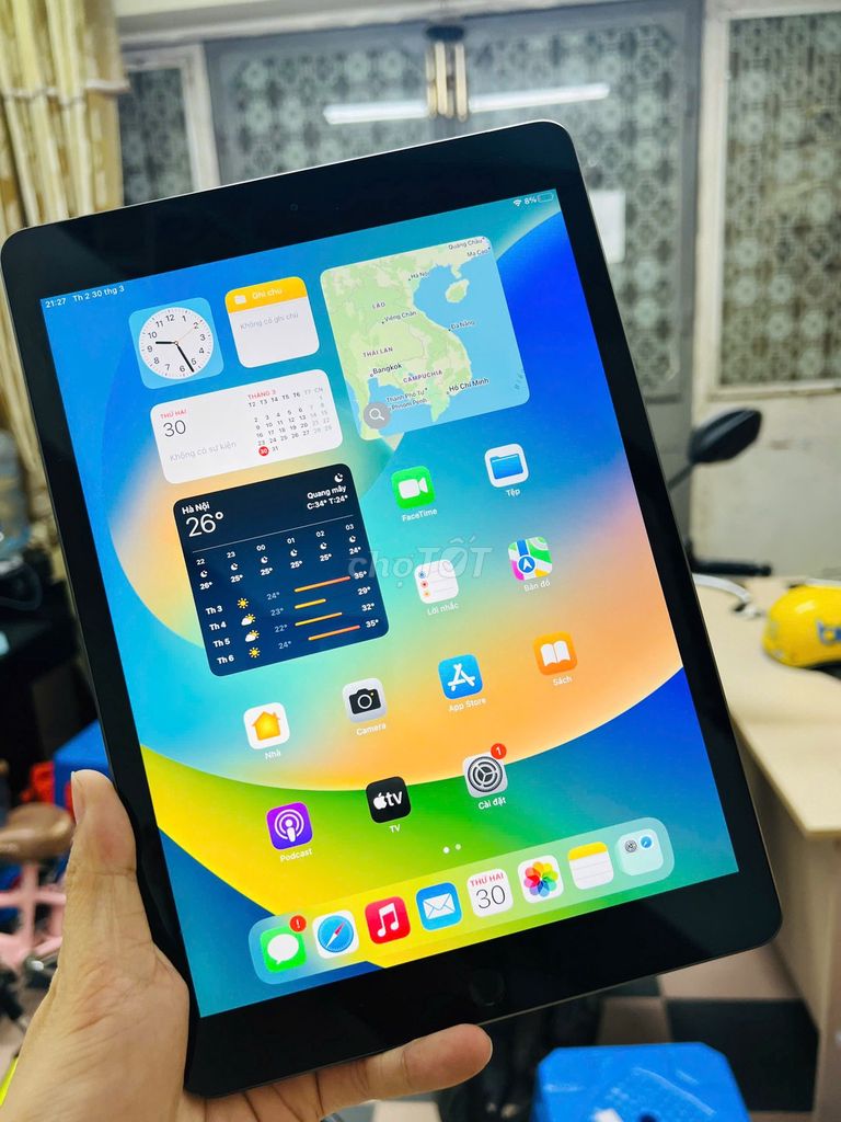 Apple iPad Gen 8 10.2 inch 32GB 4G + WIFI TIỆN LỢI. Mua bán Máy tính bảng tại Quận Đống Đa Hà Nội được đăng bởi NHẬT LỆ CAMERA hình 1