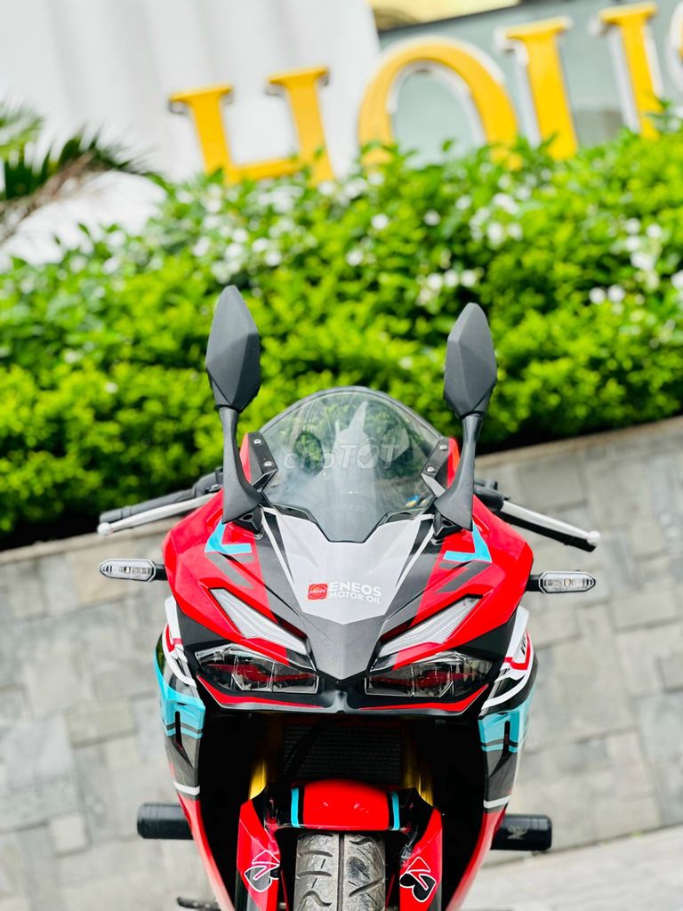 Siêu phẩm CBR150RR 2023 lướt 4000km quá đẹp