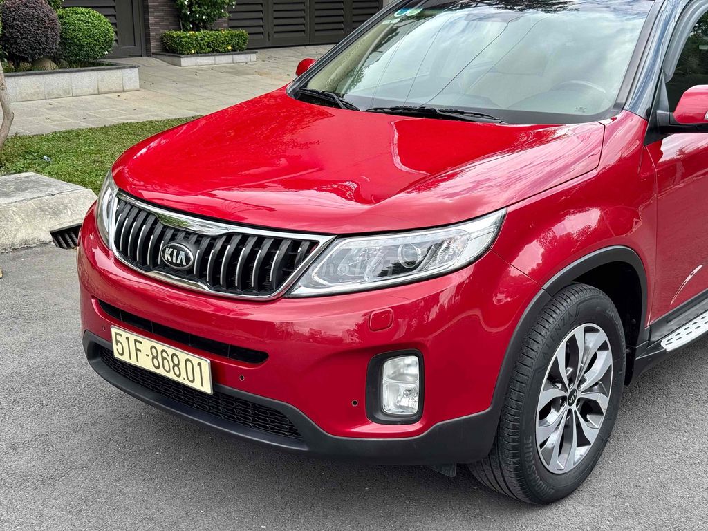 Kia Sorento 2017 2WD 2.4 GATH - 70000 km. Mua bán Ô tô tại Quận 12 Tp Hồ Chí Minh được đăng bởi Hoàng Huy hình 4
