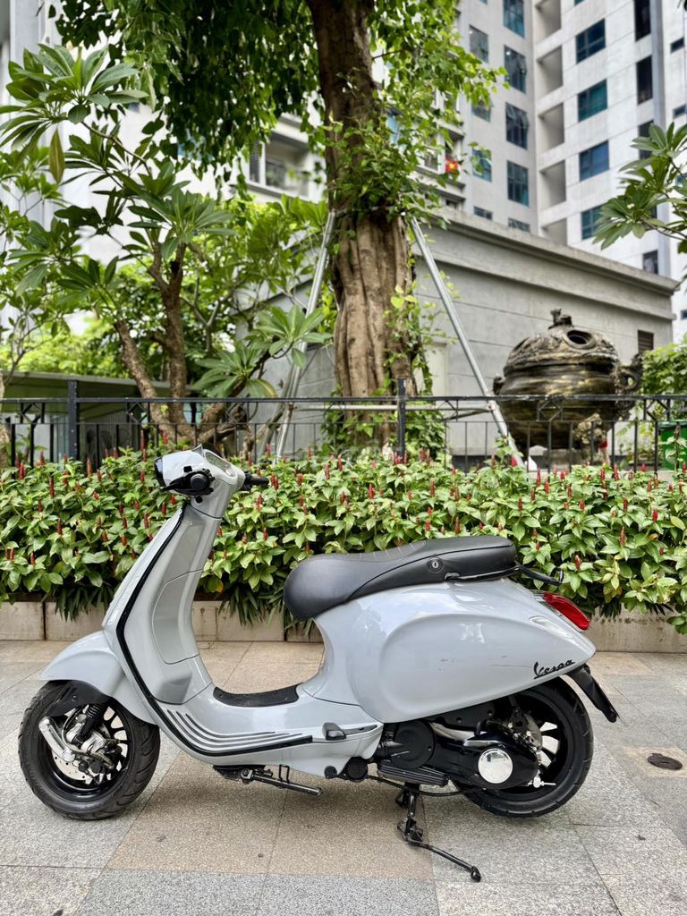 VESPA SPRINT Tặng Dầu Máy,Dầu Láp,Quạt Xoay Gió. Mua bán Xe máy tại Quận Cầu Giấy Hà Nội được đăng bởi minh khang hình 4