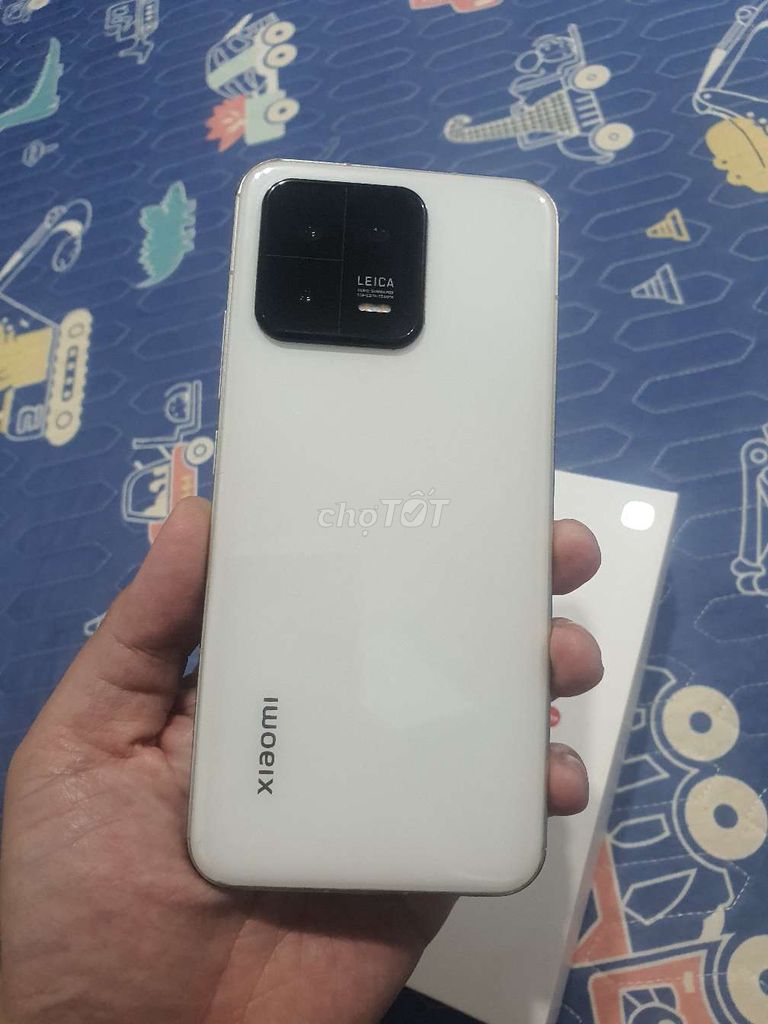 Xiaomi Mi 13 256GB Trắng màn hình sọc. Mua bán Điện thoại tại Quận Tân Bình Tp Hồ Chí Minh được đăng bởi Tèo hình 1