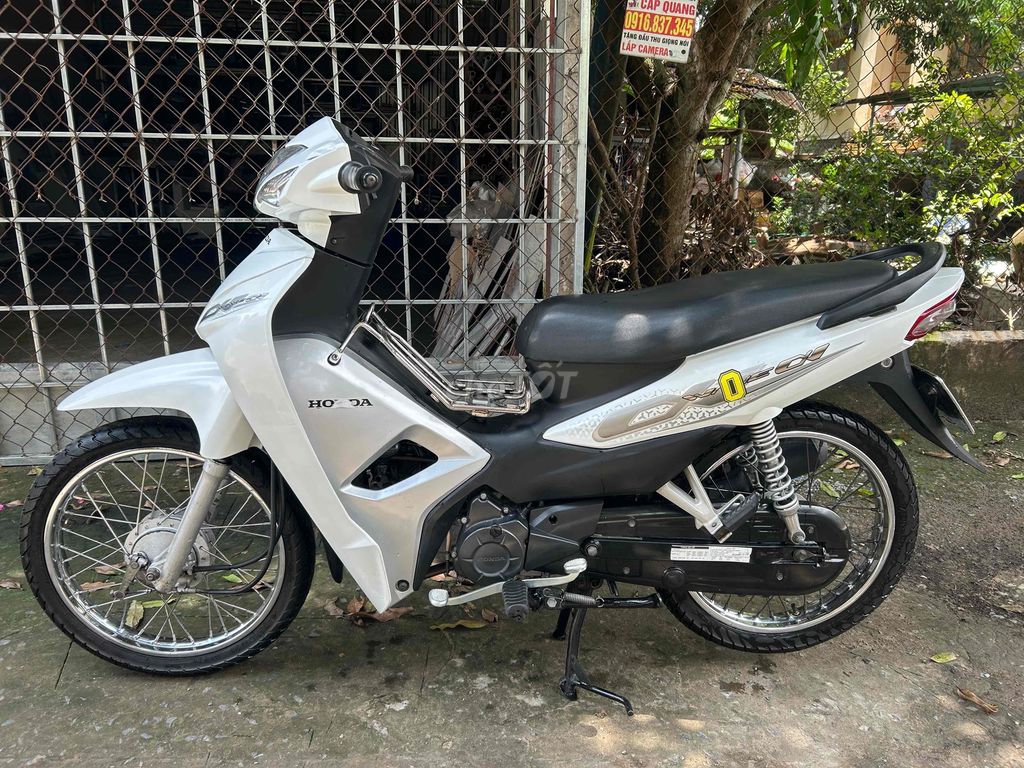 Honda Wave A 110cc máy zin chính chủ. Mua bán Xe máy tại Huyện Tam Bình Vĩnh Long được đăng bởi Trân Phong hình 2