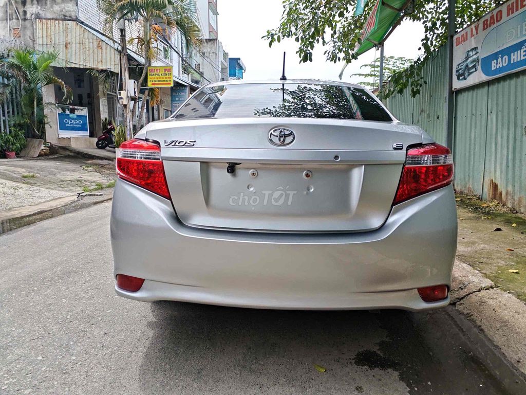Toyota Vios 2017 1.5E MT - 92000 km. Mua bán Ô tô tại Quận 12 Tp Hồ Chí Minh được đăng bởi Salon Ô tô Hoàng Minh Phát hình 4