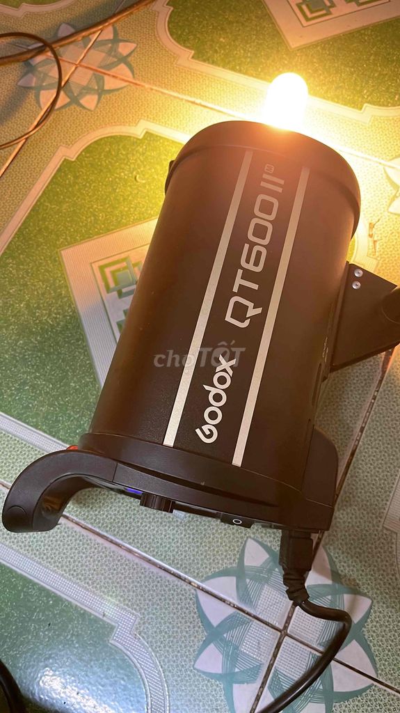 đèn studio Godoxx QT-600ll