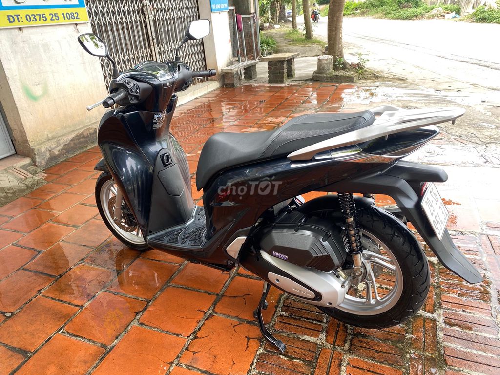 Bán SH125i CBS 2022 màu đen - người dùng. Mua bán Xe máy tại Huyện Sóc Sơn Hà Nội được đăng bởi Vũ Văn Trường hình 5