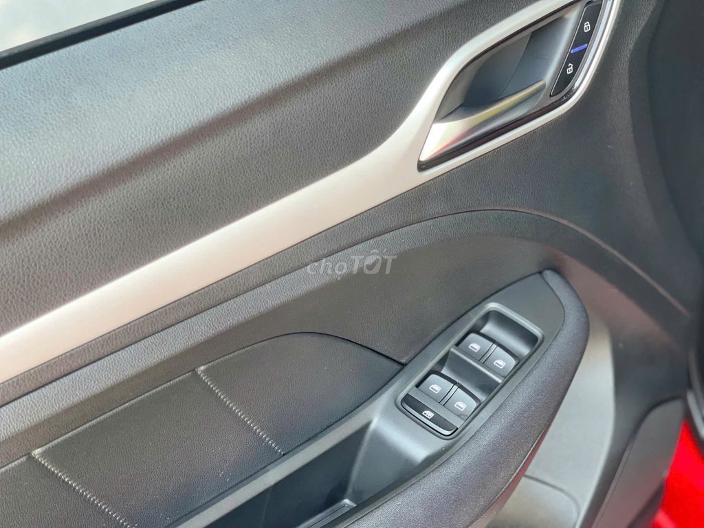 MG ZS 2023 tiết kiệm 100 triệu so với xe mới ra SR. Mua bán Ô tô tại Quận Long Biên Hà Nội được đăng bởi Long Biên Cars hình 12