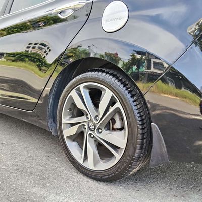 Bán xe Hyundai Elantra 2014 nhập khẩu. Mua bán Ô tô tại Quận Hải Châu Đà Nẵng được đăng bởi Ý ĐNg hình 1