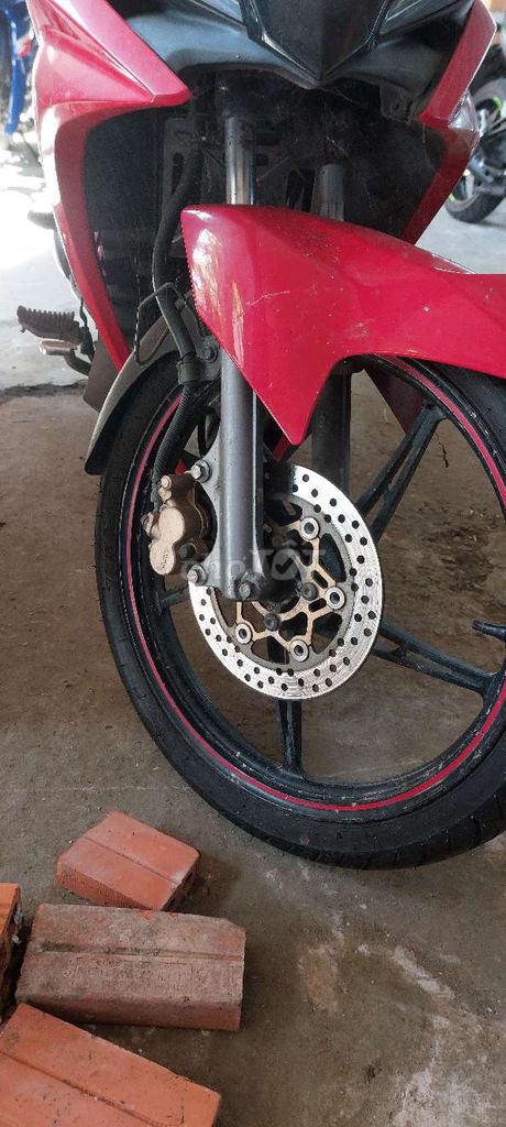 bán xe exciter 135cc 2013 màu đỏ đen. Mua bán Xe máy tại Huyện An Biên Kiên Giang được đăng bởi le moi hình 8