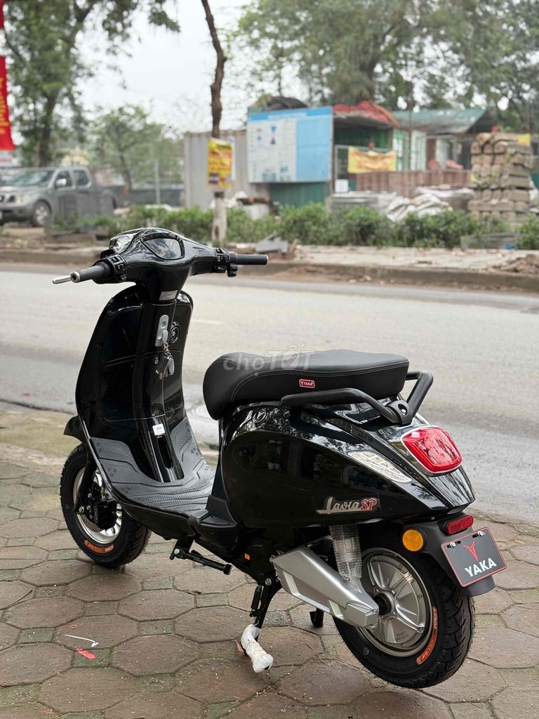 VESPA ĐÈN LỤC MẪU MỚI NHẤT. Mua bán Xe điện tại Quận Hoàng Mai Hà Nội được đăng bởi XE ĐIỆN PHÚC THỊNH  hình 3