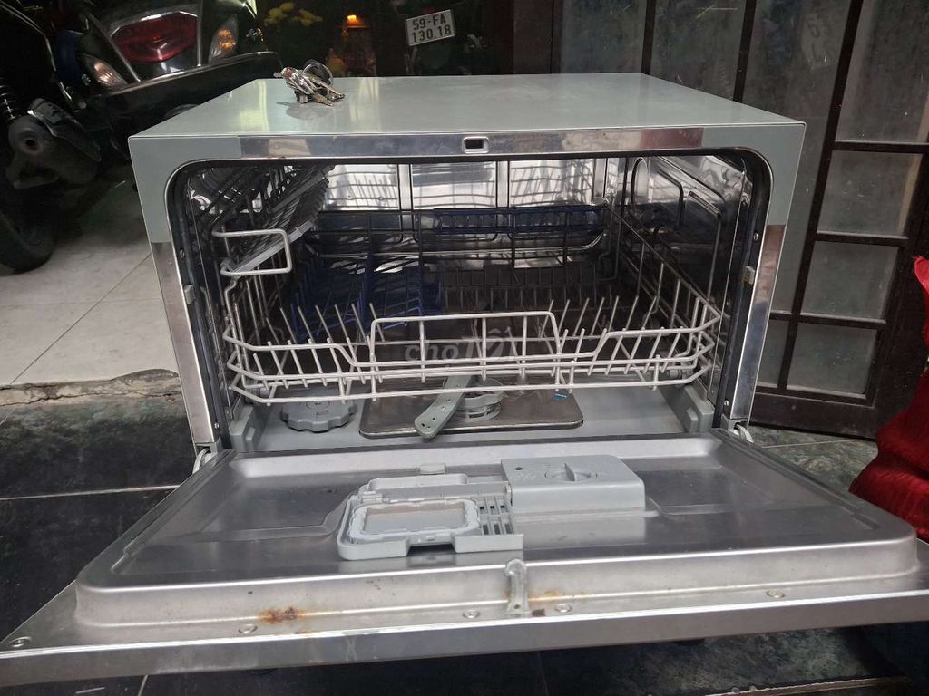 Máy rửa chén Hafele HDW-T50A Bạc. Mua bán Bếp, lò, đồ điện nhà bếp tại Quận 3 Tp Hồ Chí Minh được đăng bởi Quy Ladinh hình 1