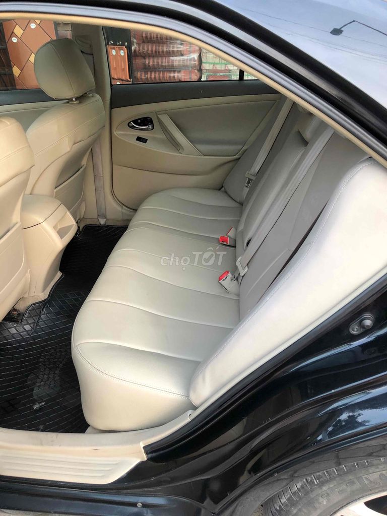 Toyota Camry Sedan 2018 Màu Vàng. Mua bán Ô tô tại Thành phố Hải Dương Hải Dương được đăng bởi Vũ Quyền hình 6