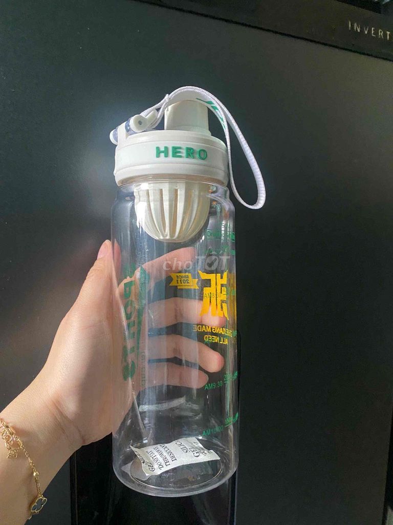 Bình nước thể thao Hero 860ml Nhựa Tritan