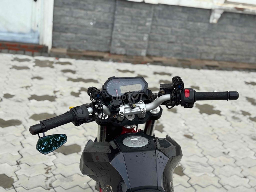 xe moto benelli TNT 125 cần bán. Mua bán Xe máy tại Quận Gò Vấp Tp Hồ Chí Minh được đăng bởi long vũ hình 4
