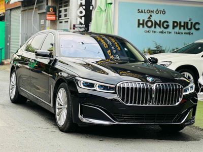 BMW 730Li Pure Excellence Model 2021