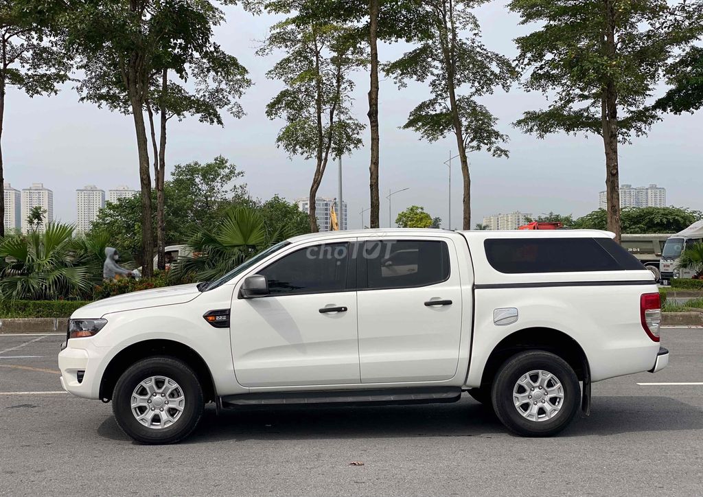 Ford Ranger 2021 XLS 2.2L 4x2 AT - 86000 km. Mua bán Ô tô tại Quận Thanh Xuân Hà Nội được đăng bởi ĐÀM HÙNG CAR  hình 5