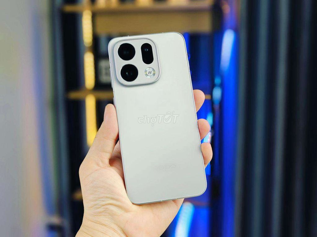 Oppo Find X9 Titan 16GB/512GB Bạc. Mua bán Điện thoại tại Quận Cẩm Lệ Đà Nẵng được đăng bởi nhadatminhtrang com hình 1