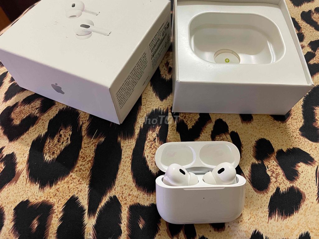 Tai nghe Apple AirPods Pro 3 Trắng. Mua bán Tivi, Âm thanh tại Quận Hoàn Kiếm Hà Nội được đăng bởi Đoàn Văn Long hình 1