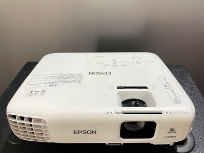 Máy chiếu Epson S03 mới keng hàng Nhật. Mua bán Đồ dùng văn phòng tại Quận Cẩm Lệ Đà Nẵng được đăng bởi Trường Máy Chiếu