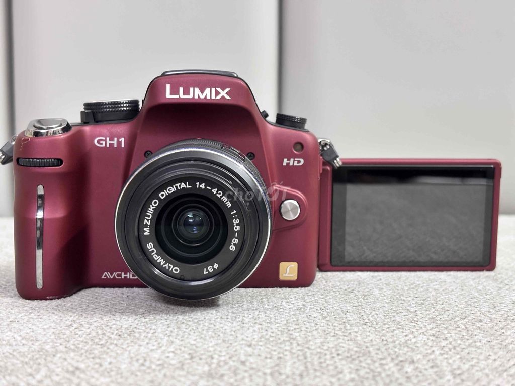 Máy ảnh Lumix GH1 đỏ. Mua bán Máy ảnh, Máy quay tại Quận 1 Tp Hồ Chí Minh được đăng bởi John hình 1