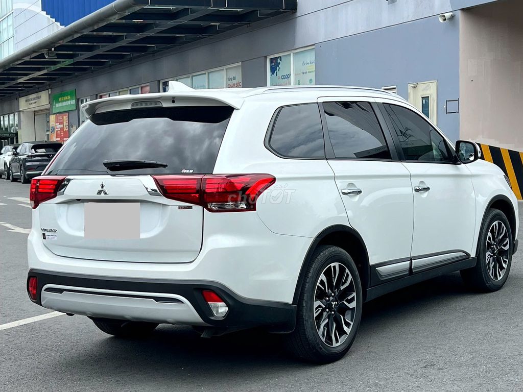 Outlander 2.0L CVT 2021 Xe Gia Đình - Giảm Mạnh. Mua bán Ô tô tại Quận Tân Phú Tp Hồ Chí Minh được đăng bởi Sinh Xe Cũ Mitsubishi Trường Chinh hình 5