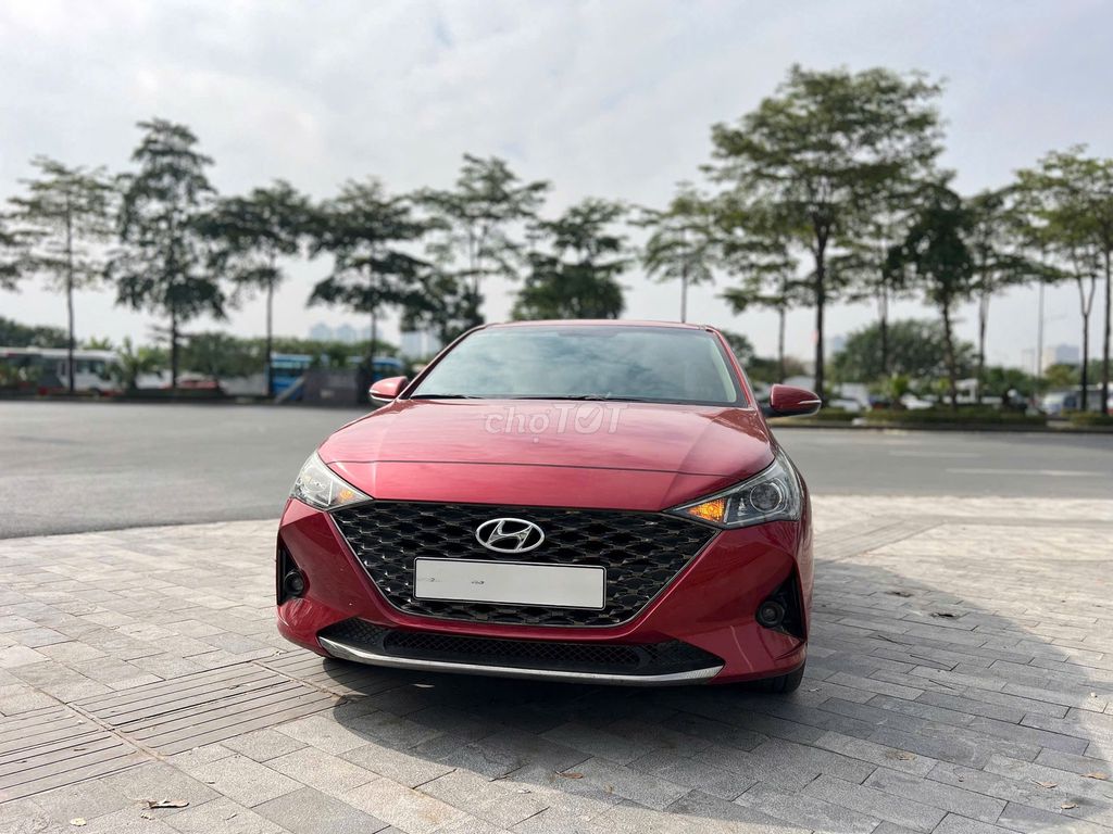 Hyundai Accent ATH 2022 màu đỏ. Mua bán Ô tô tại Quận Thanh Xuân Hà Nội được đăng bởi Thanh Biz Nguyễn Thái Auto hình 1