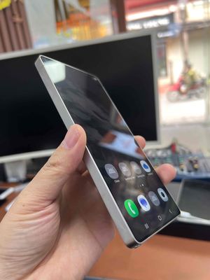 Samsung Galaxy S25 Ultra 256GB 12GB 99% mới cty