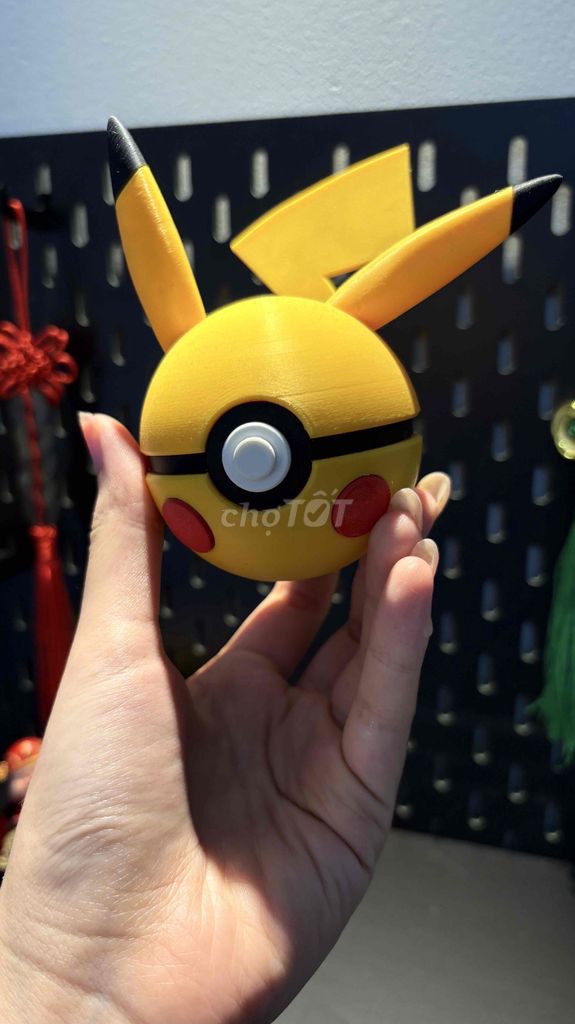 Cầu trang trí Pokemon Nhựa Vàng