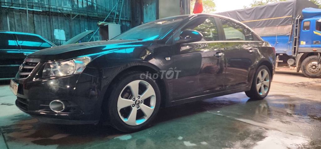 Chevrolet Cruze CDX Đen. Mua bán Ô tô tại Quận Nam Từ Liêm Hà Nội được đăng bởi TIẾN DŨNG hình 2