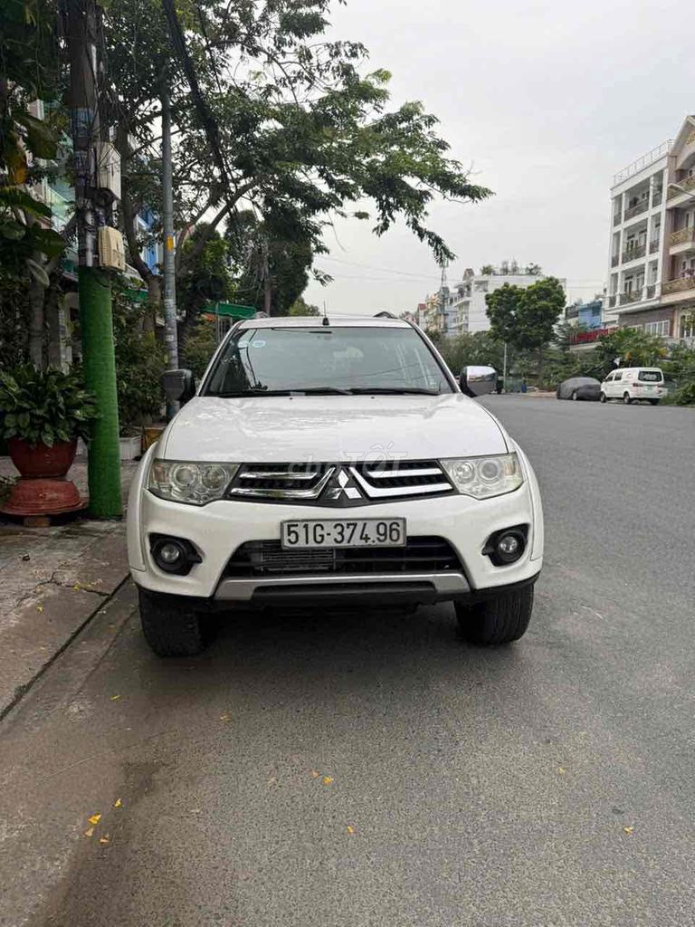 Mitsubishi Pajero Sport 2017 máy dầu