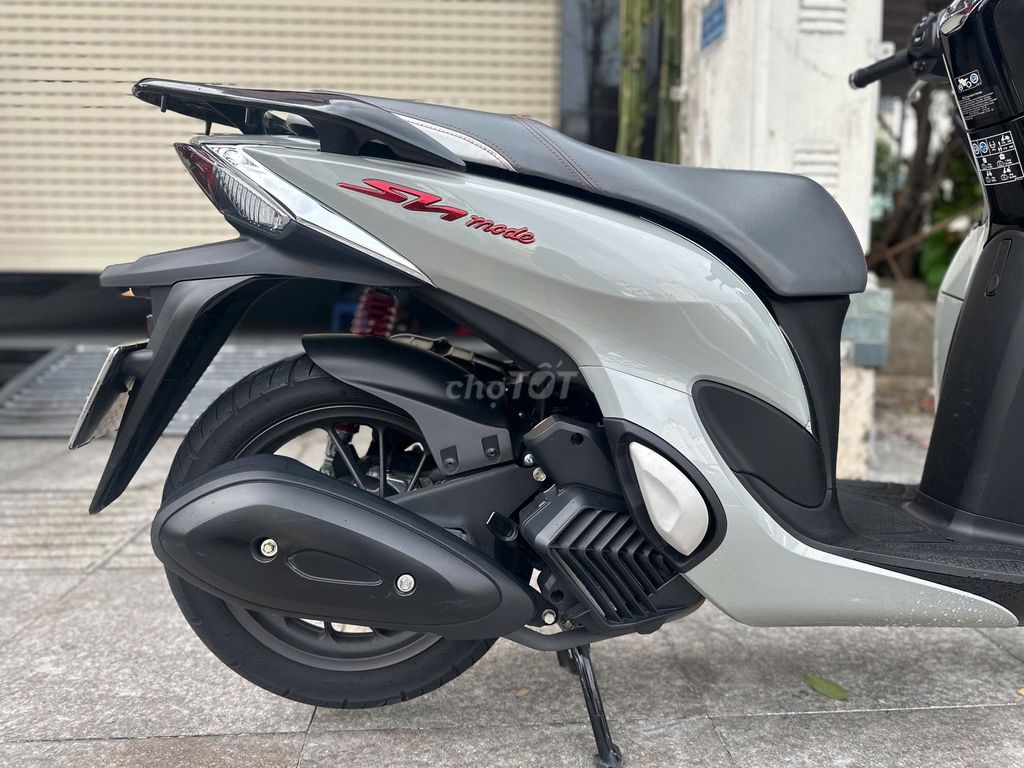 Honda SH Mode 125 ABS 2023 Xám 9000km. Mua bán Xe máy tại Huyện Bình Chánh Tp Hồ Chí Minh được đăng bởi VÕ MINH HẬU hình 6