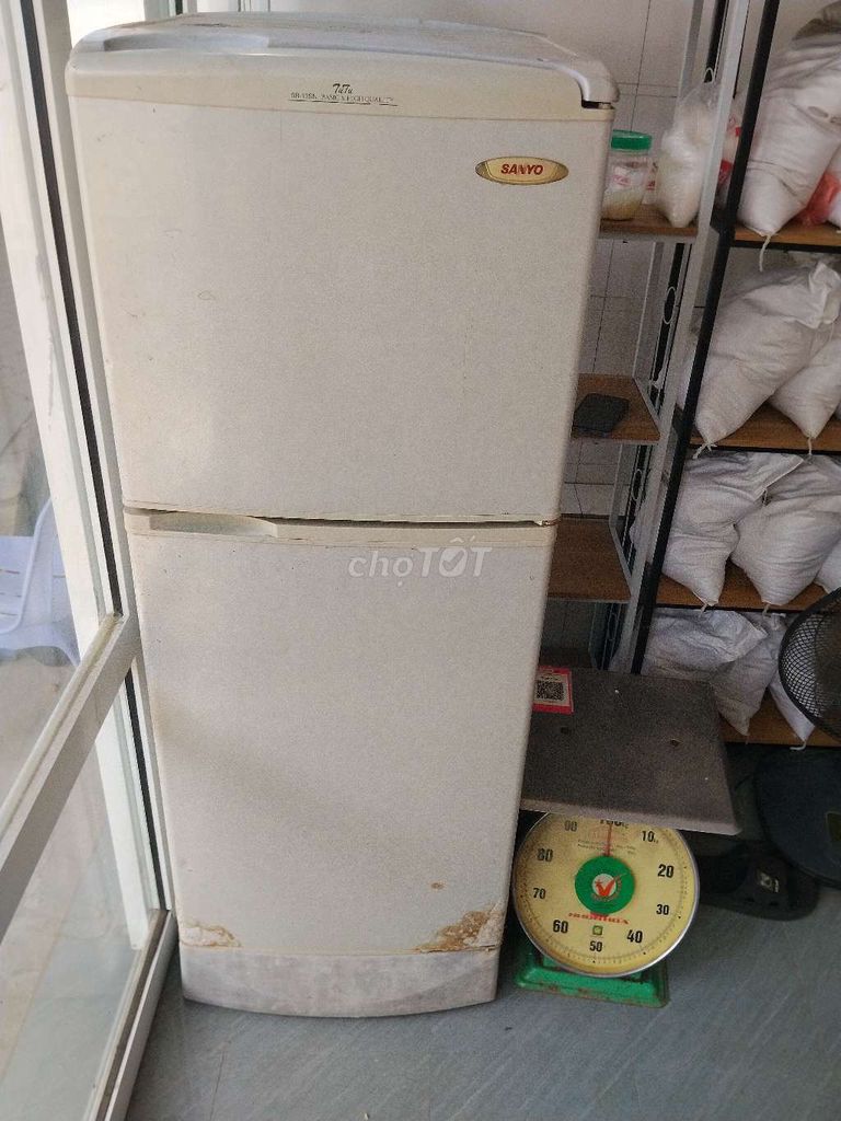 Tủ lạnh Sanyo 140 Lít. Mua bán Tủ lạnh tại Huyện Gia Lâm Hà Nội được đăng bởi Đại LTC hình 1