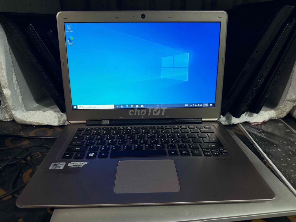 Acer i5 4GB/128GB 14 inch Vàng đồng. Mua bán Laptop tại Quận Ninh Kiều Cần Thơ được đăng bởi Ngà Trần hình 1