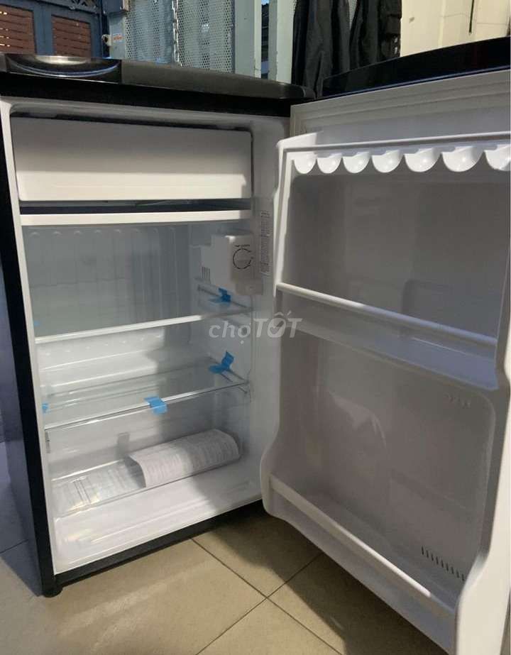 Tủ lạnh Aqua 90 lít AQR-D99FA(BS). New . Bh hãng