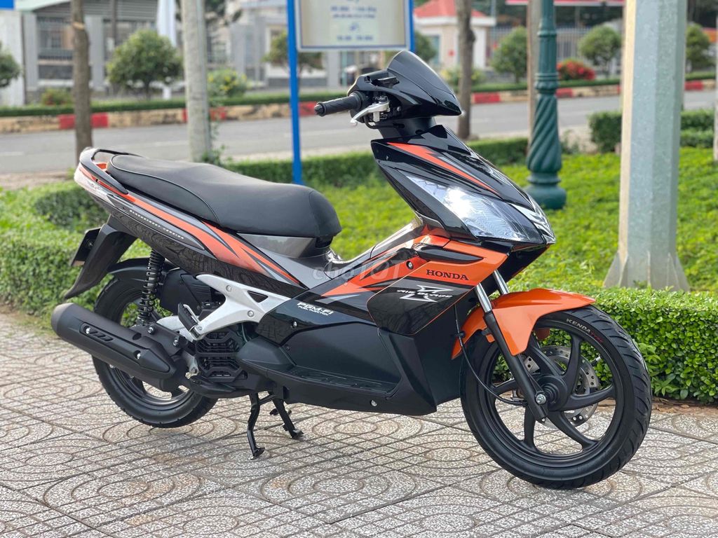 xe Air Blade 2010 Fi full Thái Zin đẹp     AB