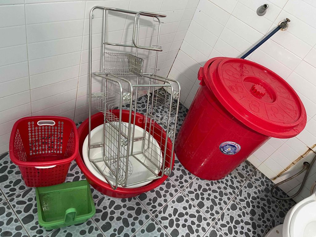 Thùng đựng bát đĩa Nhựa Đỏ. Mua bán Dụng cụ nhà bếp tại Quận Liên Chiểu Đà Nẵng được đăng bởi Hào Nguyễn Văn hình 1