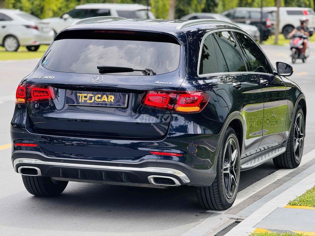 GLC300 4MATIC - 33000 KM XANH CAVANSITE. Mua bán Ô tô tại Quận Bình Tân Tp Hồ Chí Minh được đăng bởi Huỳnh Thiên Bảo hình 5