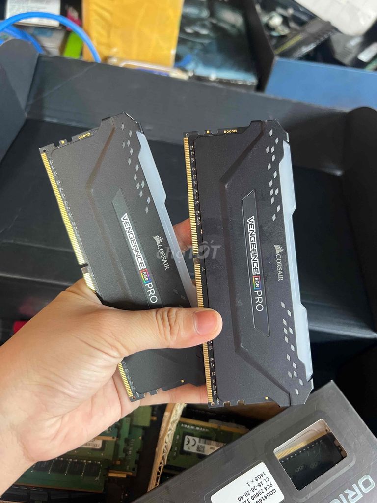 RAM Corsair Vengeance RGB Pro 16GB DDR4 led. Mua bán Linh kiện (RAM, Card...) tại Quận Phú Nhuận Tp Hồ Chí Minh được đăng bởi tiến tài 770 nguyễn kiệm p4 quận phú nhuận hình 1