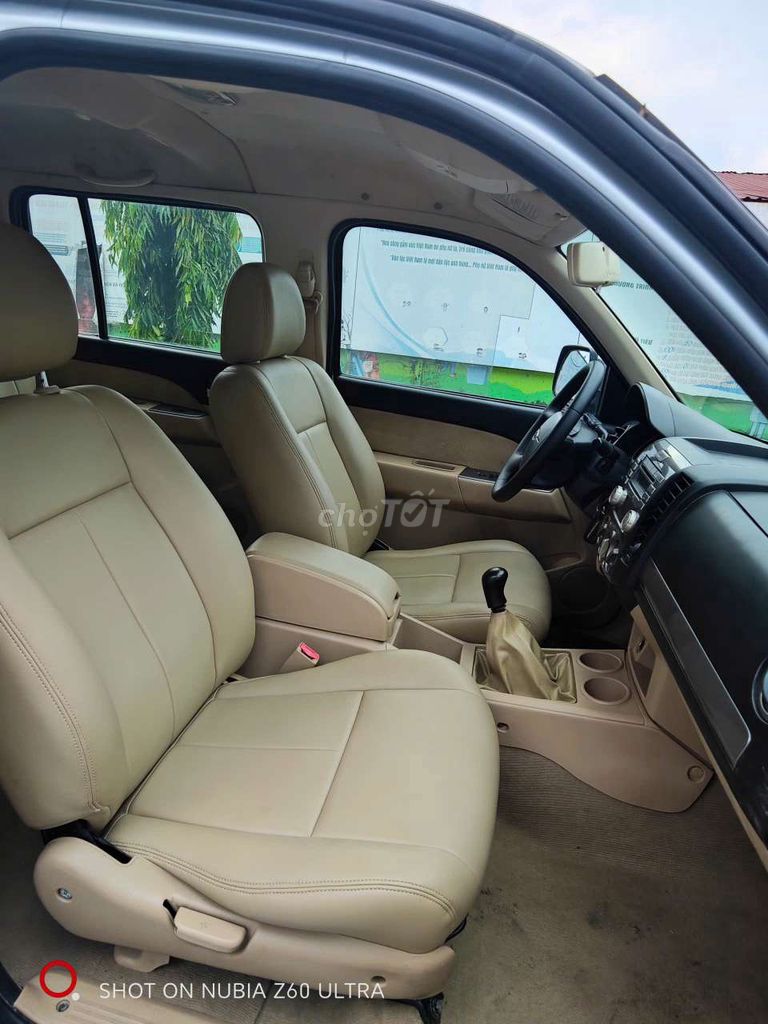 FORD EVEREST 2.5 MT,số sàn,máy dầu,5 chỗ,2012,Đep. Mua bán Ô tô tại Quận Tân Bình Tp Hồ Chí Minh được đăng bởi Nam hình 8