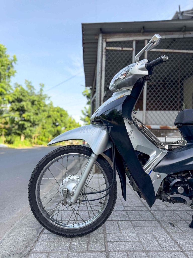 Honda Wave 100cc Bạc Đen. Mua bán Xe máy tại Thành phố Sóc Trăng Sóc Trăng được đăng bởi Mạnh Huỳnh hình 8