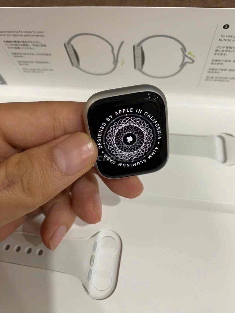 Apple Watch Series 8 GPS 41mm Bạc. Mua bán Thiết bị đeo thông minh tại Quận Ninh Kiều Cần Thơ được đăng bởi Quỳnh store hình 1